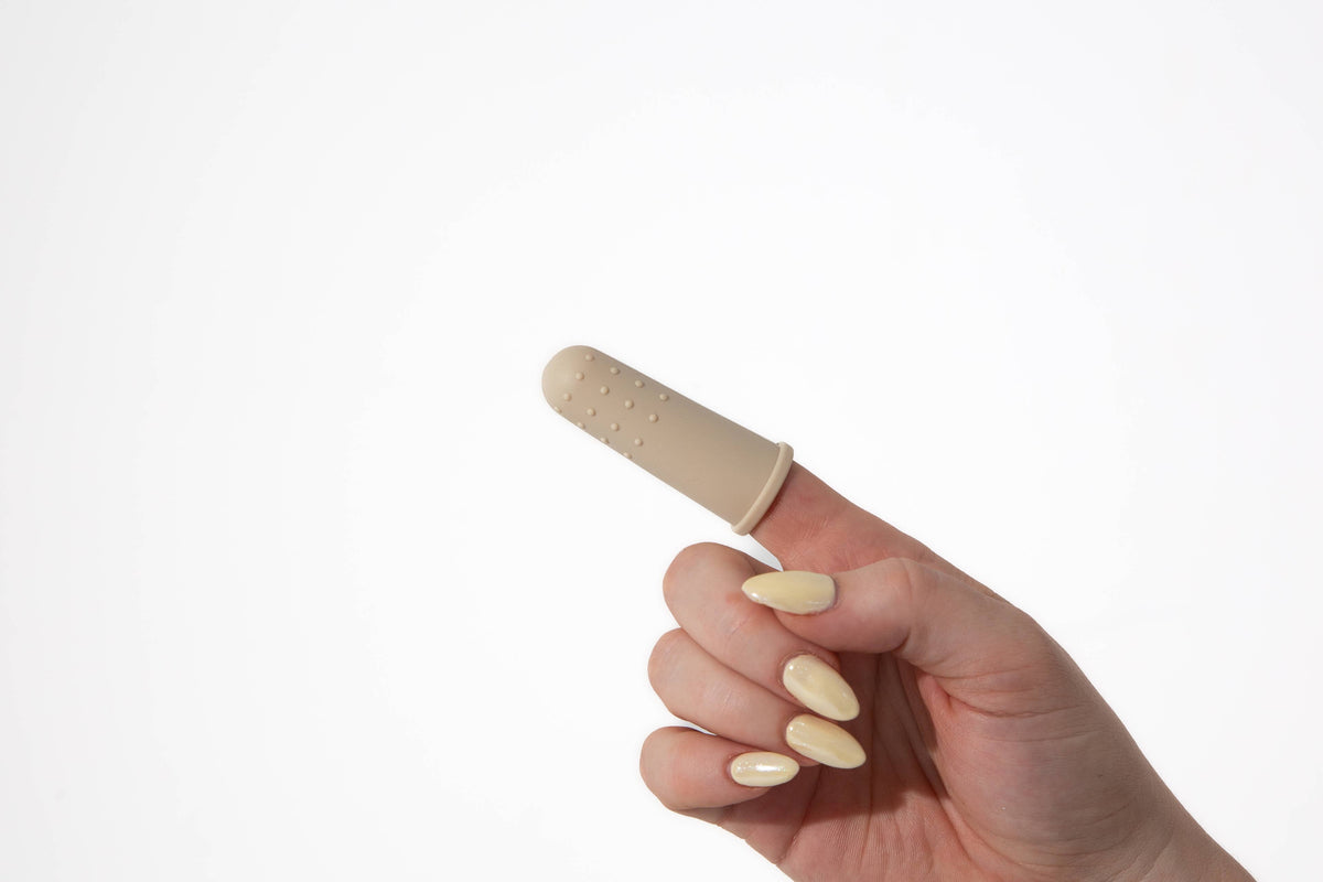 Puppy Polisher Silicone Finger Brush - One Size